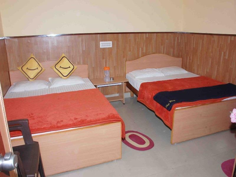 Vista Rooms At Cross Irwin Road Mysore Exterior foto
